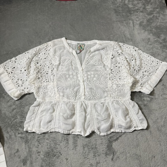 JOHNNY WAS Womens Embroidered Eyelet Top Boho Peasant Flowy Floral Blouse Sz M - Picture 1 of 9